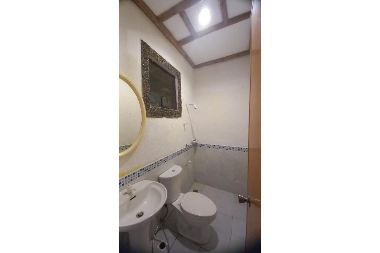 Oyo 934 Bea'S Garden Inn Tiniguiban Kültér fotó